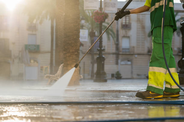 Best Garage Pressure Washing  in Lake Sherwood, CA